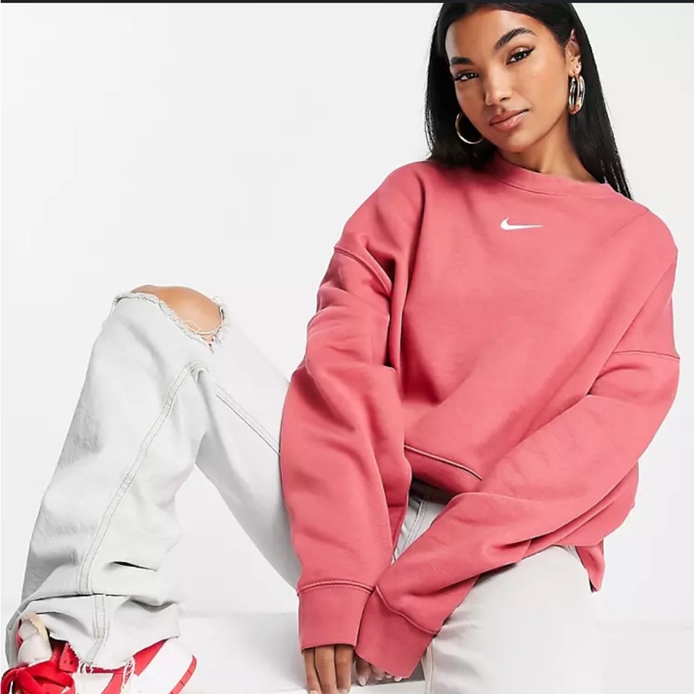 oversized nike sweatshirt